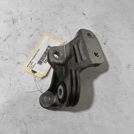 2018 - 2023 GMC TERRAIN AWD AUTOMATIC TRANSMISSION MOUNT SUPPORT BRACKET OE
