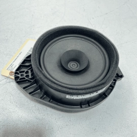 2018-2023 GMC TERRAIN REAR LEFT OR RIGHT SIDE DOOR PANEL AUDIO SPEAKER OEM 