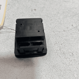 2018-2023 GMC TERRAIN REAR LOWER CENTER CONSOLE POWER OUTLET SOCKET OEM