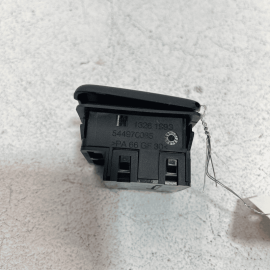 2018-2023 GMC TERRAIN REAR LOWER CENTER CONSOLE POWER OUTLET SOCKET OEM