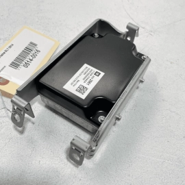 GMC Terrain 2018-2022 AC / DC Power Invertor Control Module Unit W/ Bracket