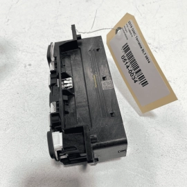 2018-23 GMC TERRAIN CONSOLE TRANSMISSION SHIFTER GEAR SELECTOR SWITCH BUTTO