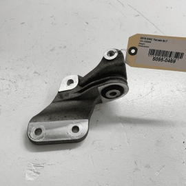 2018 - 2023 GMC TERRAIN EQUINOX TRANSMISSION LOWER MOUNT SUPPORT BRACKET OE