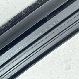 18-23 GMC TERRAIN FRONT RIGHT PASS DOOR GLASS RUN CHANNEL WEATHERSTRIP SEAL