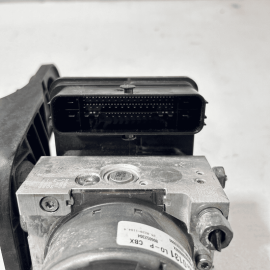 2019 GMC TERRAIN ABS ANTI LOCK BRAKE PUMP MODULE & BRACKET OEM