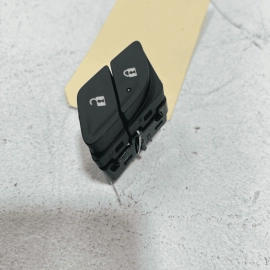 18-23 GMC Terrain Front Right Passenger Side Door Lock Latch Control Switch