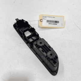 18-23 GMC TERRAIN FRONT RIGHT PASSENGER DOOR WINDOW SWITCH BEZEL TRIM PLATE