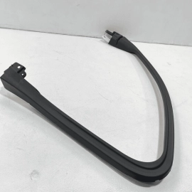 18-23 GMC TERRAIN FRONT RIGHT PASSENGER SIDE DOOR WINDOW FRAME TRIM COVER O