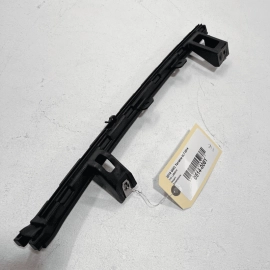 18-23 GMC TERRAIN FRONT PASSENGER DOOR WINDOW GLASS REARWARD GUIDE CHANNEL 