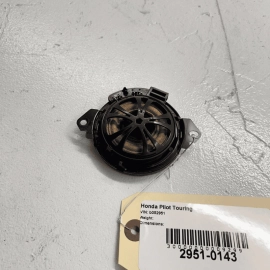 2016-2021 HONDA PILOT REAR LEFT OR RIGHT SIDE QUARTER AUDIO SPEAKER 8CM OEM