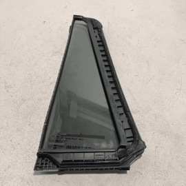 2016 - 2021 HONDA PILOT REAR RIGHT PASSENGER SIDE DOOR WINDOW CORNER GLASS 