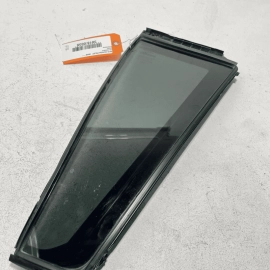 2016 - 2021 HONDA PILOT REAR RIGHT PASSENGER SIDE DOOR WINDOW CORNER GLASS 