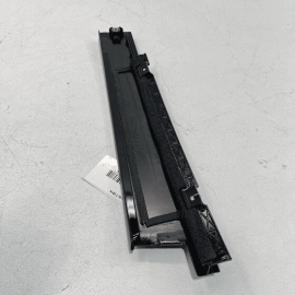2018-22 GMC TERRAIN FRONT LEFT DRIVER DOOR B PILLAR WINDOW APPLIQUE MOLDING