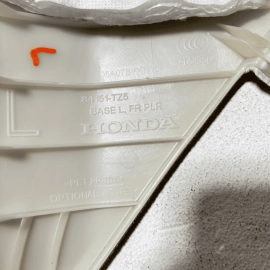 2017-2020 ACURA MDX WINDSHIELD LEFT DRIVER SIDE A PILLAR TRIM COVER PANEL O 2017-2020 ACURA MDX WINDSHIELD LEFT DRIVER SIDE A PILLAR TRIM COVER PANEL O