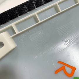 2017- 2020 BMW 430XI REAR RIGHT QUARTER C PILLAR UPPER TRIM COVER OEM 2017- 2020 BMW 430XI REAR RIGHT QUARTER C PILLAR UPPER TRIM COVER OEM