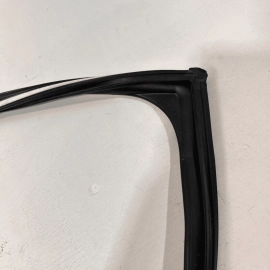 2015 - 2020 ACURA TLX REAR RIGHT PASSENGER DOOR WINDOW GLASS RUN CHANNEL OE