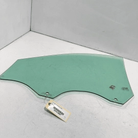 2018-2023 GMC Terrain Front Right Passenger Side Door Window Glass OEM