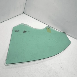 2018-2023 GMC Terrain Front Right Passenger Side Door Window Glass OEM