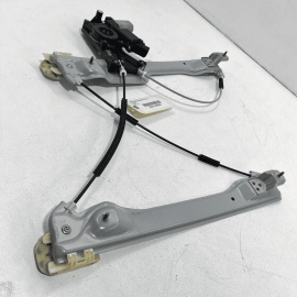 2018-2022 GMC TERRAIN FRONT LEFT DRIVER SIDE DOOR WINDOW REGULATOR W/ MOTOR
