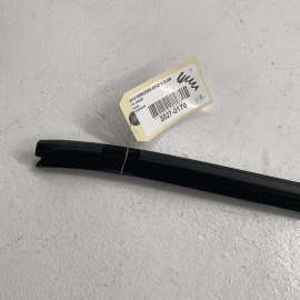 07-13 Mercedes S550 S600 Front Passenger Side Door Inner Wheatherstrip Seal