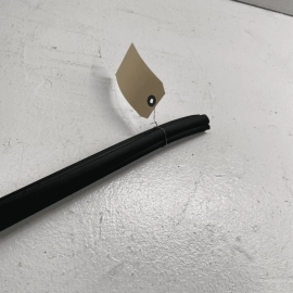 07-13 Mercedes S550 S600 Front Passenger Side Door Inner Wheatherstrip Seal