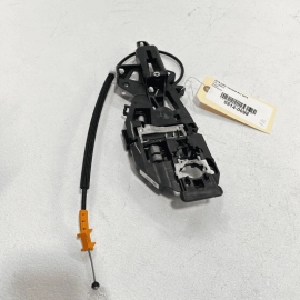 2018-22 GMC TERRAIN FRONT LEFT DRIVER SIDE EXTERIOR DOOR HANDLE BRACKET BAS