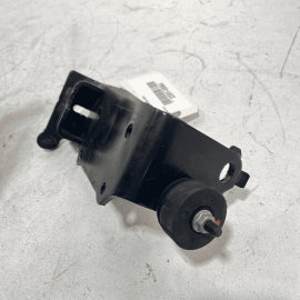 LEXUS NX200T 2015-2017 NX300 2.0L ENGINE DRIVER SIDE MOUNT SUPPORT BRACKET 