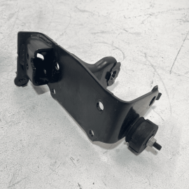 LEXUS NX200T 2015-2017 NX300 2.0L ENGINE DRIVER SIDE MOUNT SUPPORT BRACKET 