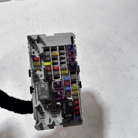 2018-23 GMC Terrain SLT Dash Dashboard Wire Harness Fuse Relay Box OEM