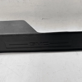 2018-2023 GMC Terrain SLT Front Left Driver Door Sill Scuff Plate Trim Cove