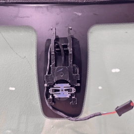 2018 - 2023 GMC TERRAIN FRONT WINDSHIELD WINDOW GLASS W/ WIRING MIROR OEM