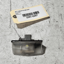 15-21 LEXUS NX200T NX300H REAR LEFT OR RIGHT SIDE LICENSE PLATE LIGHT LAMP 