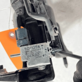 2018-2023 TOYOTA CAMRY 2.5L TRANSMISSION FRONT MOUNT BRACKET INSULATOR OEM