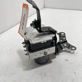 Toyota Camry XSE XLE LE SE 2021-2023 ABS Pump Anti Lock Brake Control Unit 