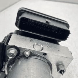 Toyota Camry XSE XLE LE SE 2021-2023 ABS Pump Anti Lock Brake Control Unit 
