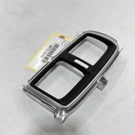 2015-2020 ACURA TLX TECH+A CENTER CONSOLE REAR VENT GRILLE TRIM OEM 2015-2020 ACURA TLX TECH+A CENTER CONSOLE REAR VENT GRILLE TRIM OEM