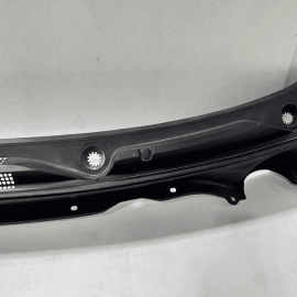 2018 - 2023 GMC TERRAIN WINDSHIELD WIPER COWL PANEL COVER GRILLE W/ NOZZLES