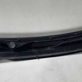 2018 - 2023 GMC TERRAIN WINDSHIELD WIPER COWL PANEL COVER GRILLE W/ NOZZLES