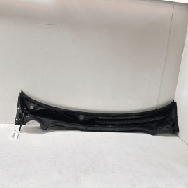 2018 - 2023 GMC TERRAIN WINDSHIELD WIPER COWL PANEL COVER GRILLE W/ NOZZLES