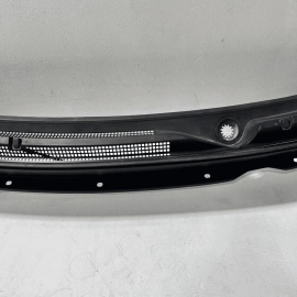 2018 - 2023 GMC TERRAIN WINDSHIELD WIPER COWL PANEL COVER GRILLE W/ NOZZLES