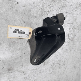 2015-2017 LEXUS NX200T REAR LEFT DRIVER MUFFLER SUPPORT BRACKET & RAIL HOOK