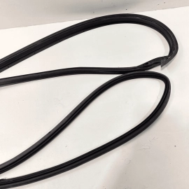 15-20 ACURA TLX FRONT RIGHT PASSENGER DOOR OUTER WEATHER STRIP SEAL OEM