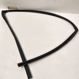 15-20 ACURA TLX FRONT RIGHT PASSENGER SIDE DOOR WINDOW GLASS RUN CHANNEL OE