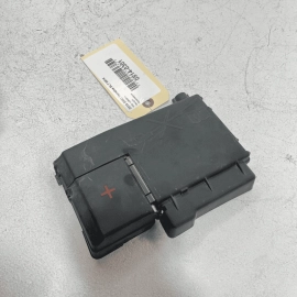 2018-2019 GMC TERRAIN BATTERY DISTRIBUTION FUSE JUNCTION BOX BLOCK COVER LI
