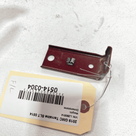 2018 - 2023 GMC TERRAIN FRONT DRIVER SIDE FENDER REARWARD SUPPORT BRACKET O