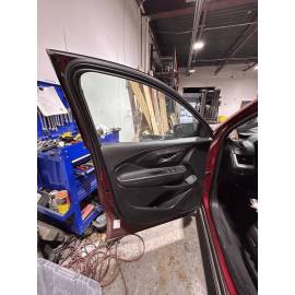 2018 - 2023 GMC TERRAIN FRONT DRIVER SIDE FENDER REARWARD SUPPORT BRACKET O