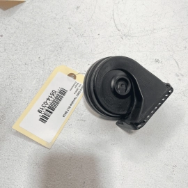 2018 - 2023 GMC TERRAIN Chevrolet Equinox HORN SIGNAL OEM