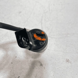 DEFECT 2018 - 2022 GMC TERRAIN WINDSHIELD WASHER RESERVOIR TANK PUMP W/ HOS