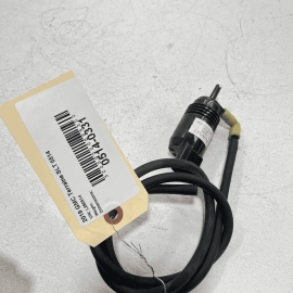 DEFECT 2018 - 2022 GMC TERRAIN WINDSHIELD WASHER RESERVOIR TANK PUMP W/ HOS