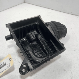 2018-2023 GMC TERRAIN ENGINE AIR CLEANER INTAKE FILTER LOWER HOUSING BOX OE